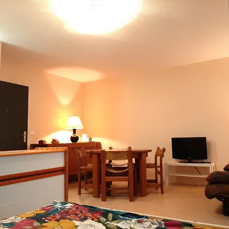 Studio Cosy Avec Terrasse, Proche Plage Et Commerces - Fr-1-239-732